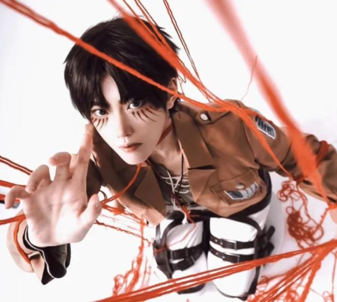 进击的巨人女巨人COSPLAY模样欣赏