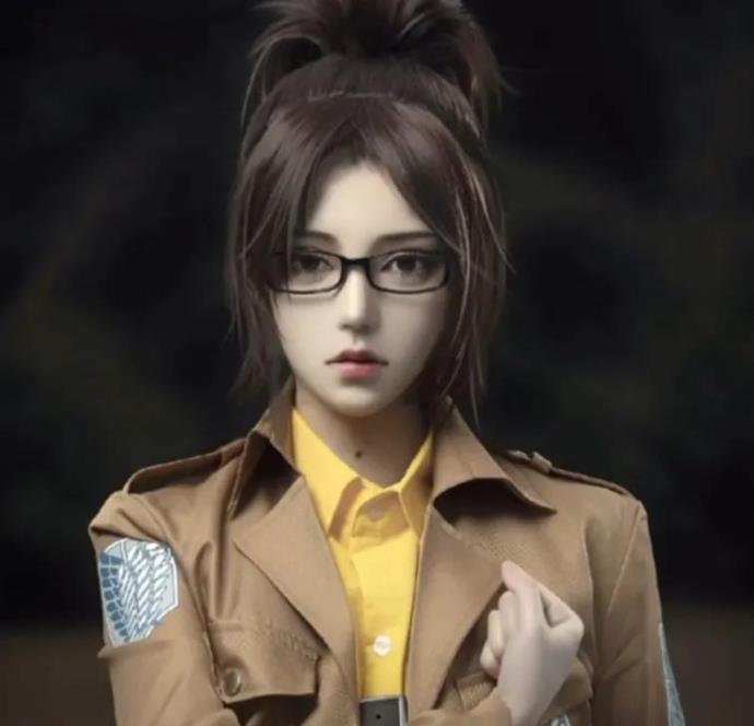 进击的巨人女巨人COSPLAY模样欣赏