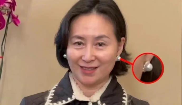 陈百强何超琼的珍珠耳环，仿佛你还在我身边