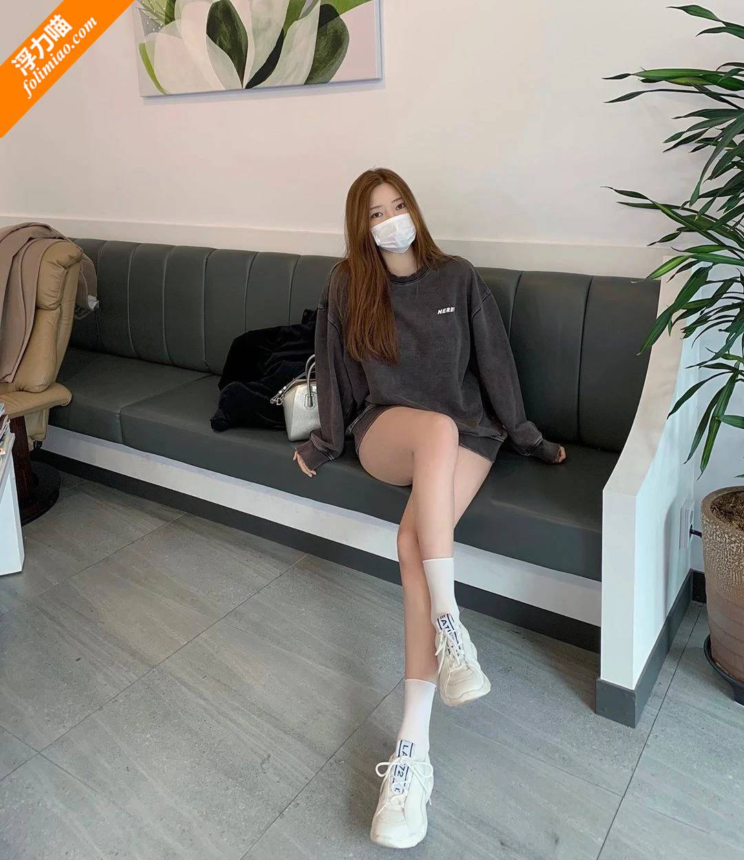韩国大S曲线美女主播米娜，看到她饱满的胸器真想把头埋进去-写真套图 的第27张图片
