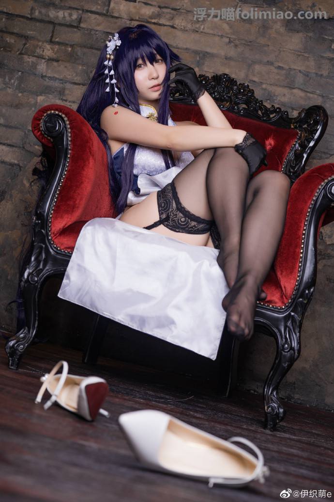 碧蓝航线cosplay美女伊织萌黑丝装扮[8P] 的第5张图片