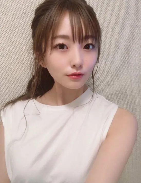 STARS-263青空光(青空ひかり):坠入人间的天使深陷泥潭的图片 -第2张 STARS-263青空光(青空ひかり):坠入人间的天使深陷泥潭的图片 -第2张