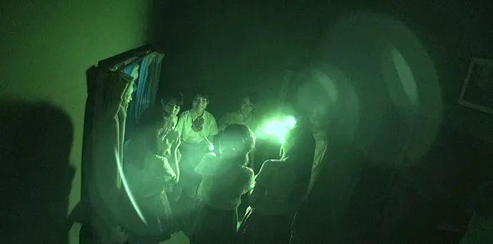 HNDS-068和深田老师、波多老师比比谁的胆量大!的图片 -第2张 HNDS-068和深田老师、波多老师比比谁的胆量大!的图片 -第2张