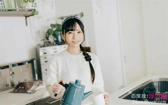 七泽美亚（七沢みあ），小小的身板COS大大的美