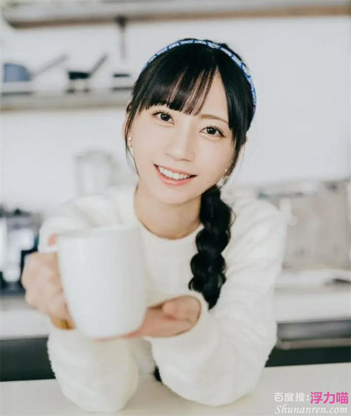 七泽美亚（七沢みあ），小小的身板COS大大的美