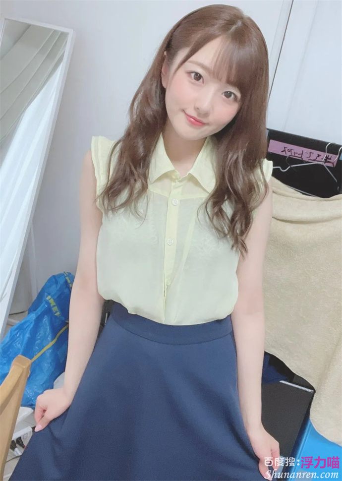 青空ひかり（青空光），睫毛弯弯月牙妹不曾低迷